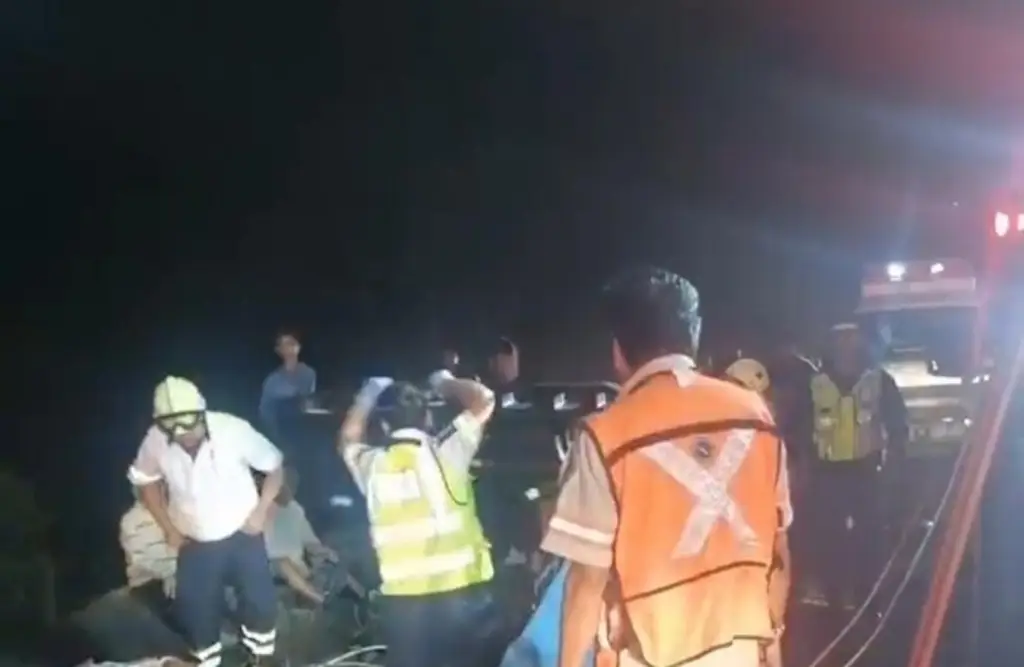Imagen Mujer y pequeño de 1 año mueren tras choque en Las Choapas, Veracruz