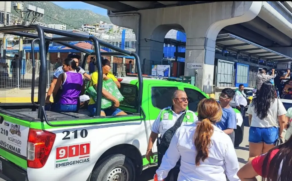 Imagen Acapulco sufre por falta de transporte público por segundo día 