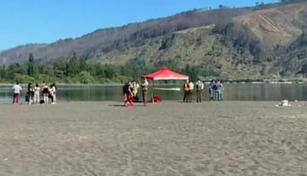 Imagen Hombre se tira al río para rescatar a su hija, pero muere ahogado (+Video)