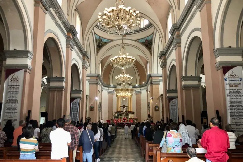 Imagen Ya fueron revisados los candelabros de la catedral de Veracruz