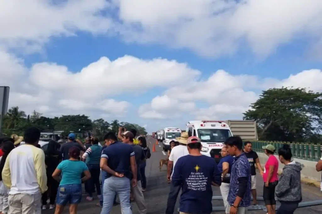 Imagen En Cuitláhuac, exigen a Capufe no cerrar acceso de autopista con municipios de la región