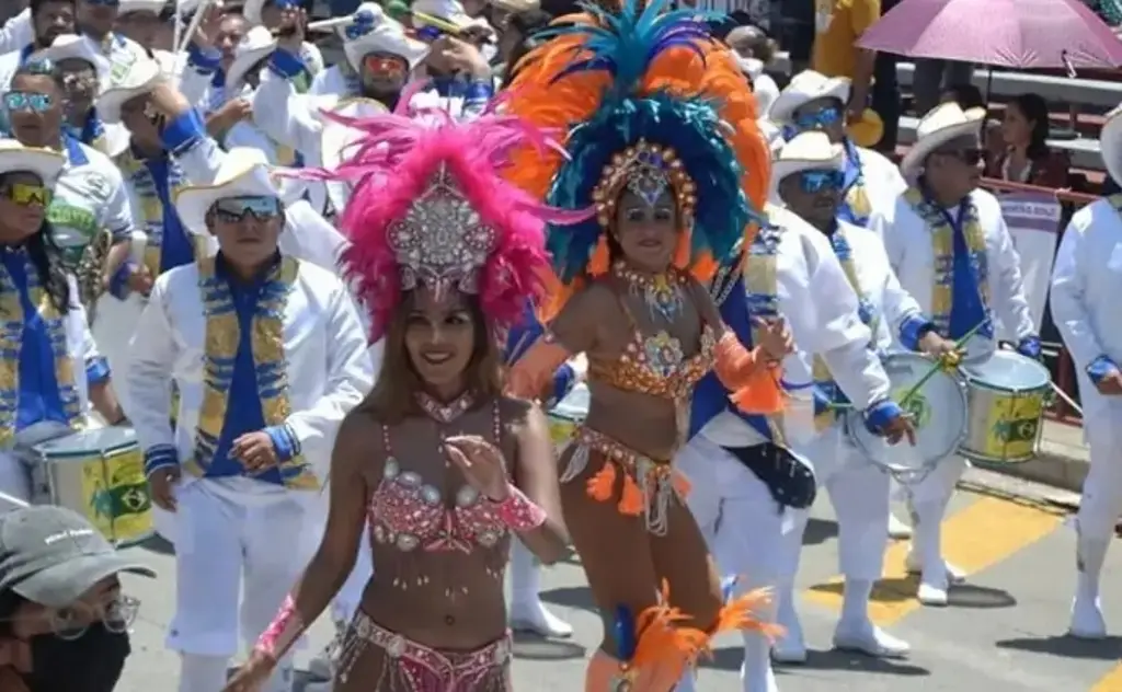 Imagen Dan a conocer logotipo para los 100 años del Carnaval de Veracruz (+Foto) 