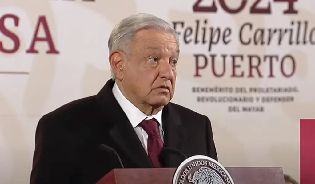 Imagen AMLO dice que fue un 'hackeo' filtración de datos personales de periodistas que van a mañaneras