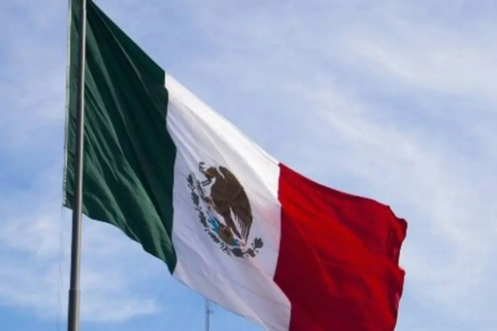 Imagen Standard & Poor’s ratifica calificación soberana de México con perspectiva estable