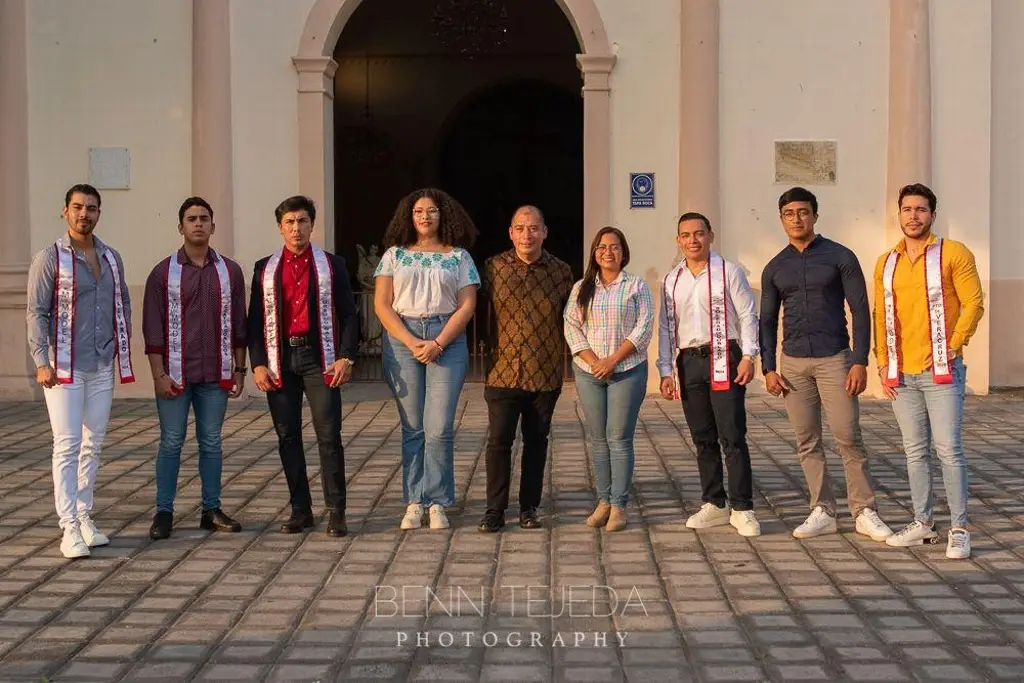 Imagen Participantes de Míster Model hacen recorrido cultural en Soledad de Doblado, Veracruz (+fotos)