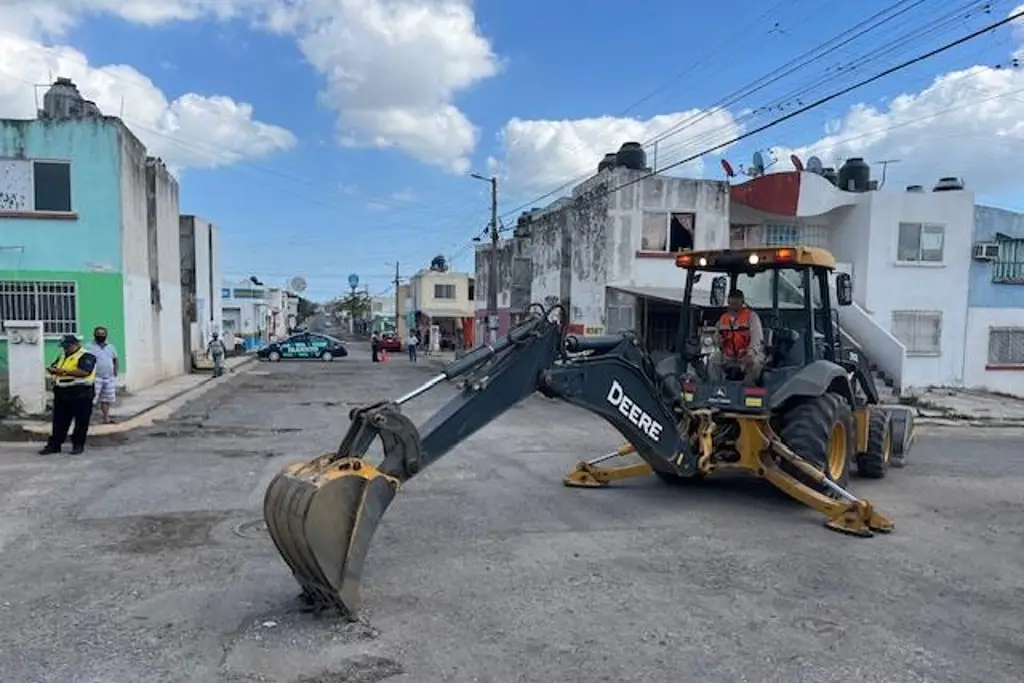Imagen Repavimentarán casi 1 Km en Lomas de Río Medio 4 de Veracruz