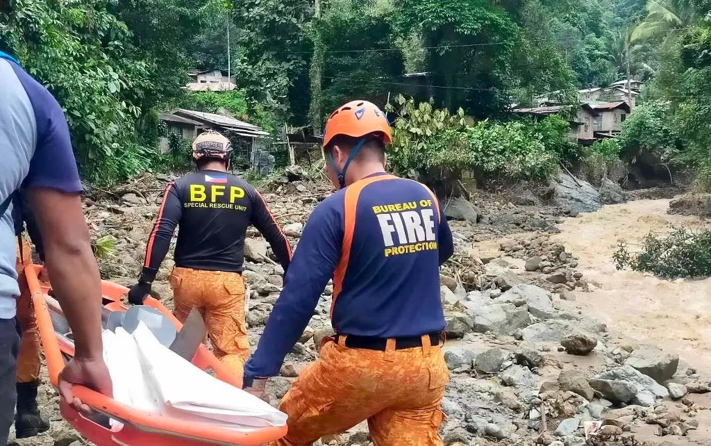 Imagen Suman 55 muertos y decenas de desaparecidos por avalancha de tierra en Filipinas