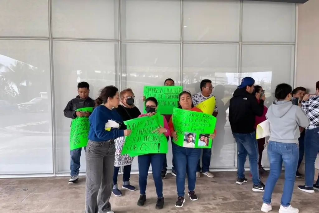 Imagen Están desaparecidos tres empleados de financiera ubicada en Boca del Río, denuncia familia