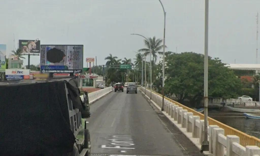 Imagen ¿A qué hora cerrarán carriles del puente de Boca del Río este jueves?