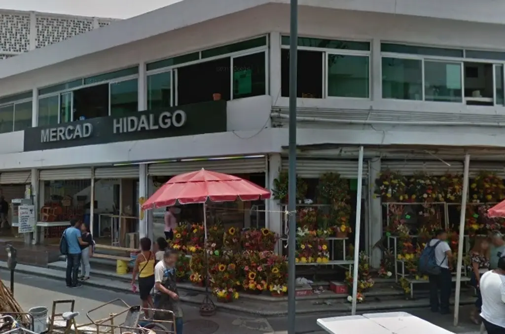 Imagen Incendio en Mercado Hidalgo fue en local desocupado; se trabaja con normalidad 
