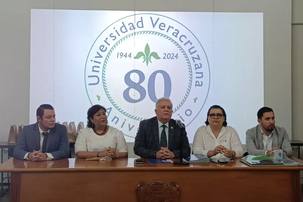 Imagen Celebran 70 años de la Facultad de Comunicación de la UV