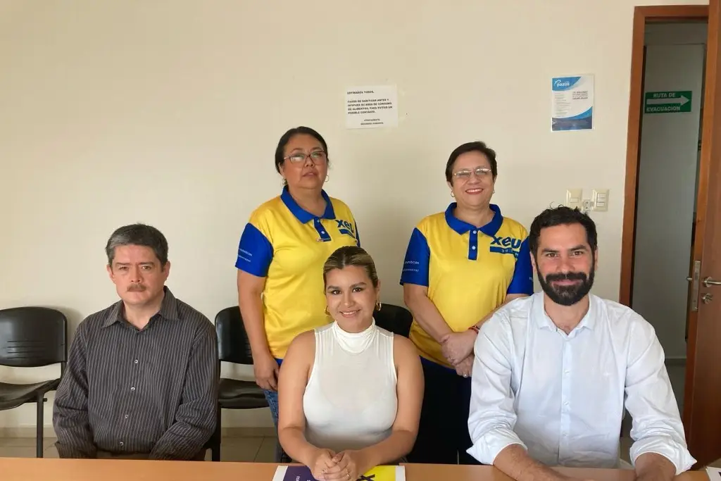 Imagen Acuerdan realizar debate de candidatos al Senado de la República en XEU