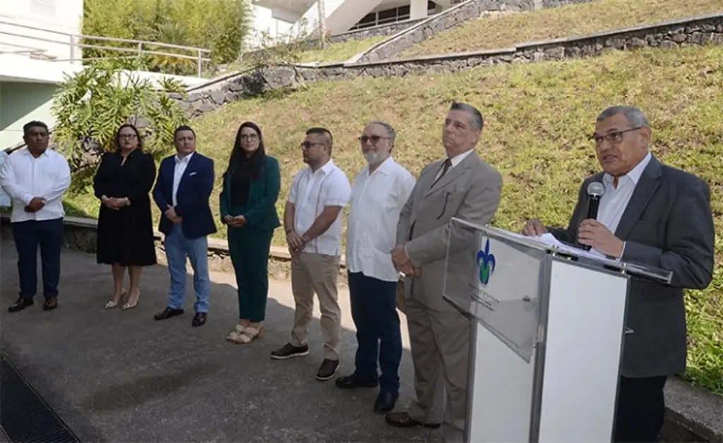 Imagen UV inaugura Laboratorio de Producción de Educación Virtual