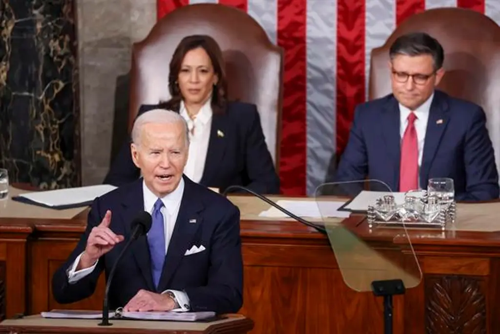Imagen Joe Biden pide al Congreso no 'enterrar' el asalto del Capitolio y defender elecciones libres