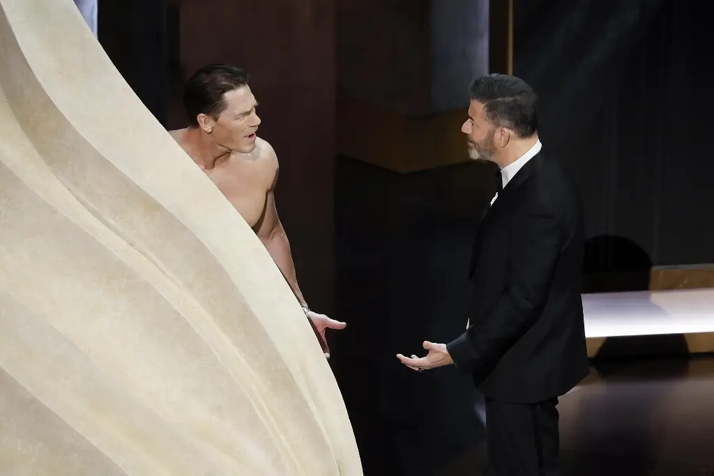 Imagen Desnudo, John Cena presenta el Óscar al mejor vestuario (+Foto)