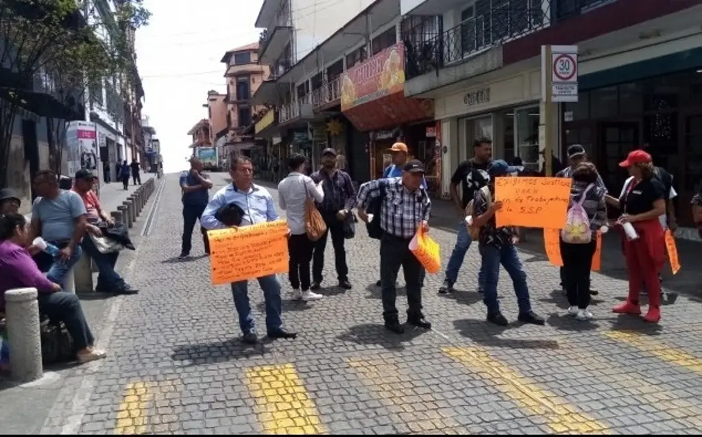 Imagen Expolicías de Poza Rica-Tihuatlán-Coatzintla, exigen a SSP el pago de su liquidación