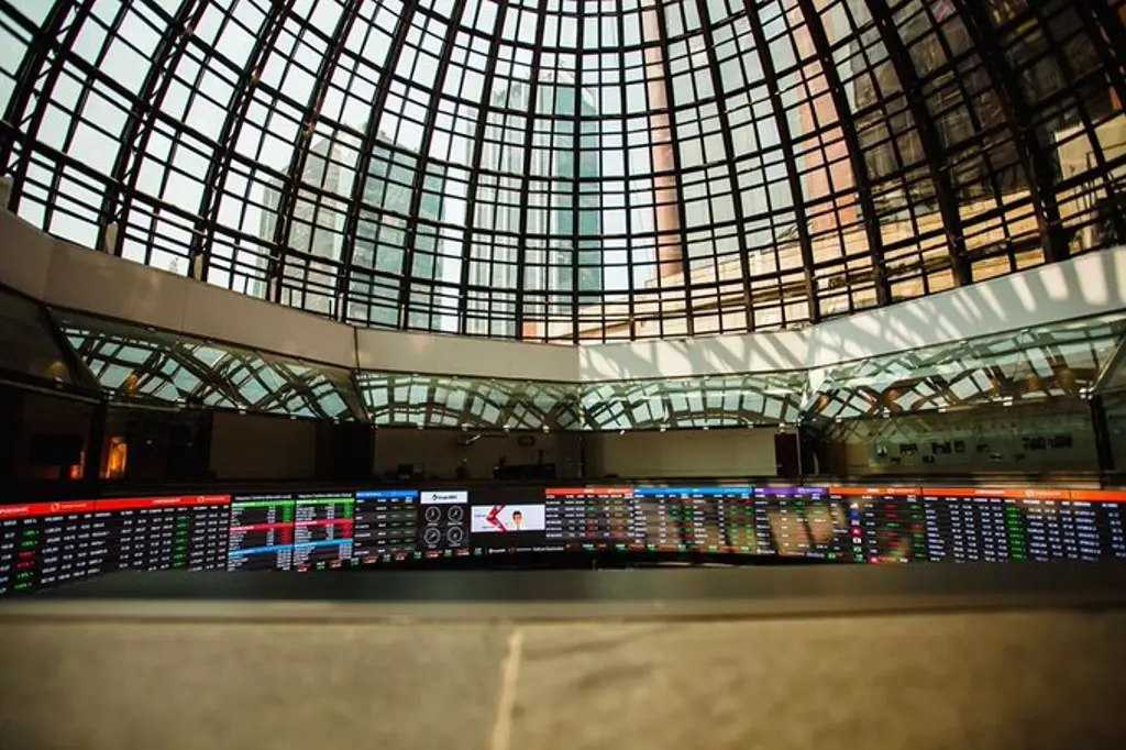 Imagen Bolsa mexicana pierde 0.1% este lunes, en línea con los mercados de EU