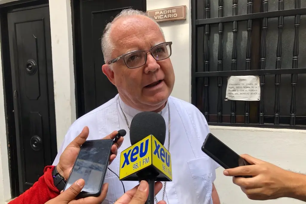 Imagen Pide Obispo de Veracruz no alimentar polarización en campañas políticas