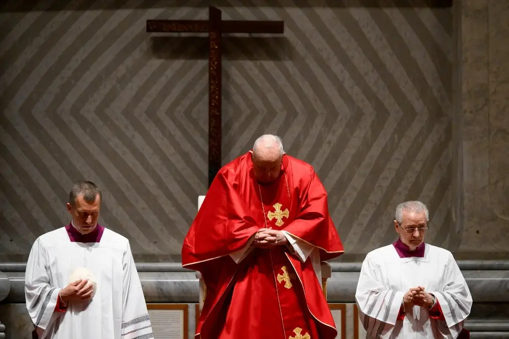 Imagen Papa Francisco renuncia a presidir el vía crucis para cuidar su salud esta Semana Santa