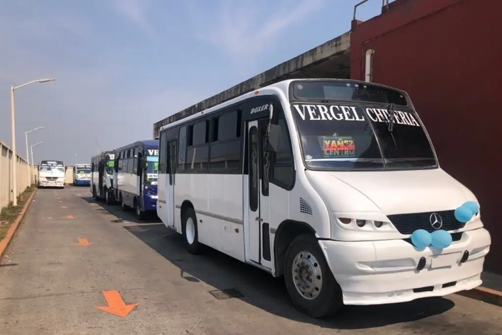 Imagen Camiones se suman al Día Mundial del Autismo en Veracruz