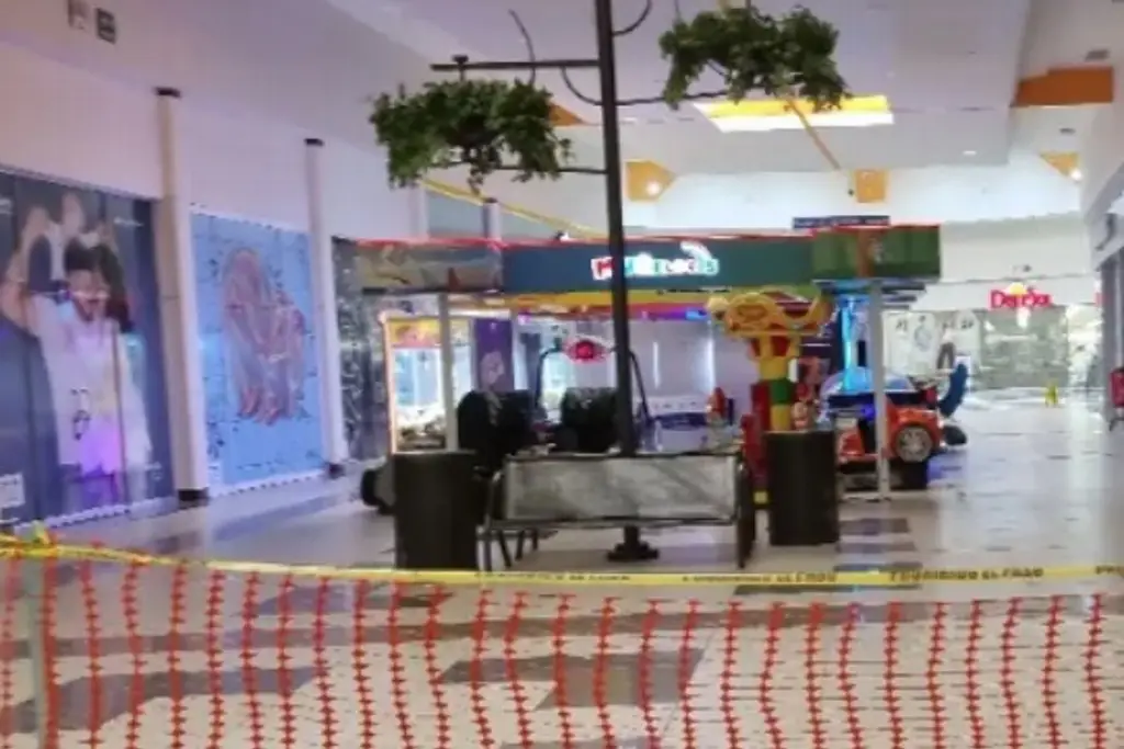 Imagen Asesinan a hombre en plaza comercial cuando paseaba con su familia