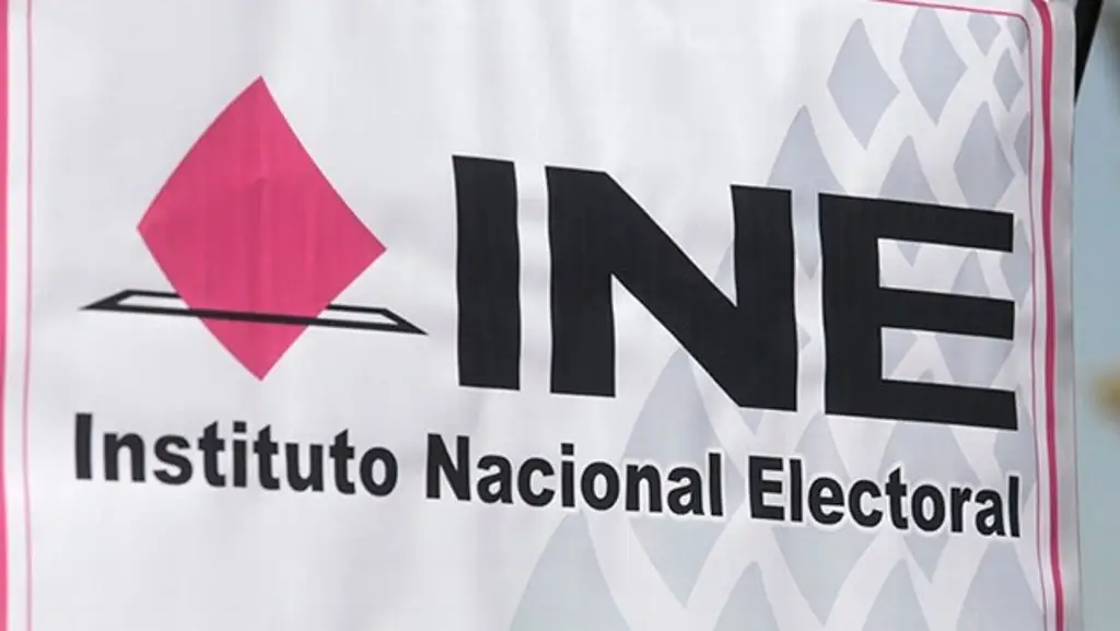 Imagen Esto dice INE sobre los mexicanos en el extranjero que fueron excluidos de lista nominal