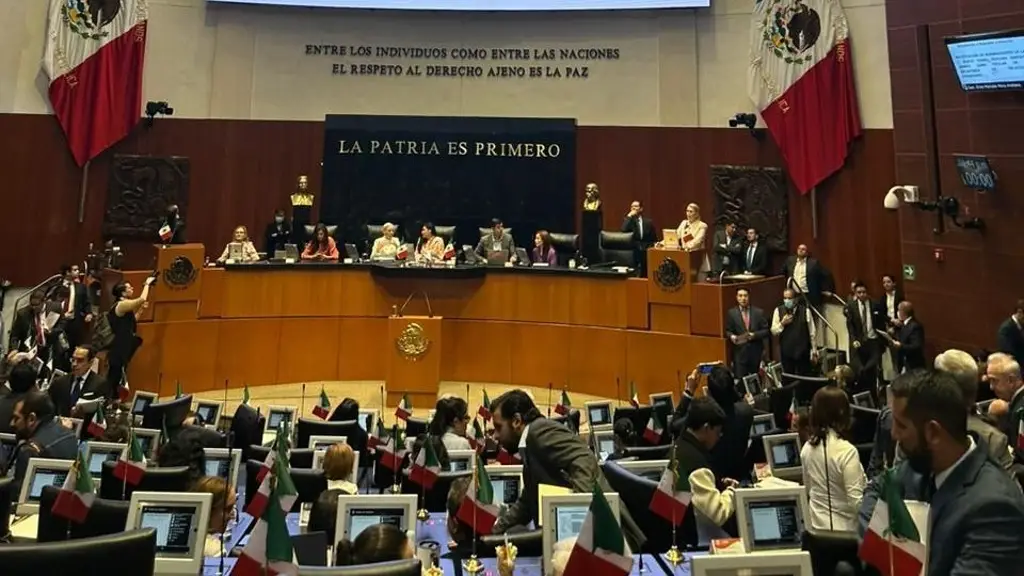 Imagen Senado aprueba en lo general y particular reforma a Ley de Amparo; oposición advierte acción de inconstitucionalidad