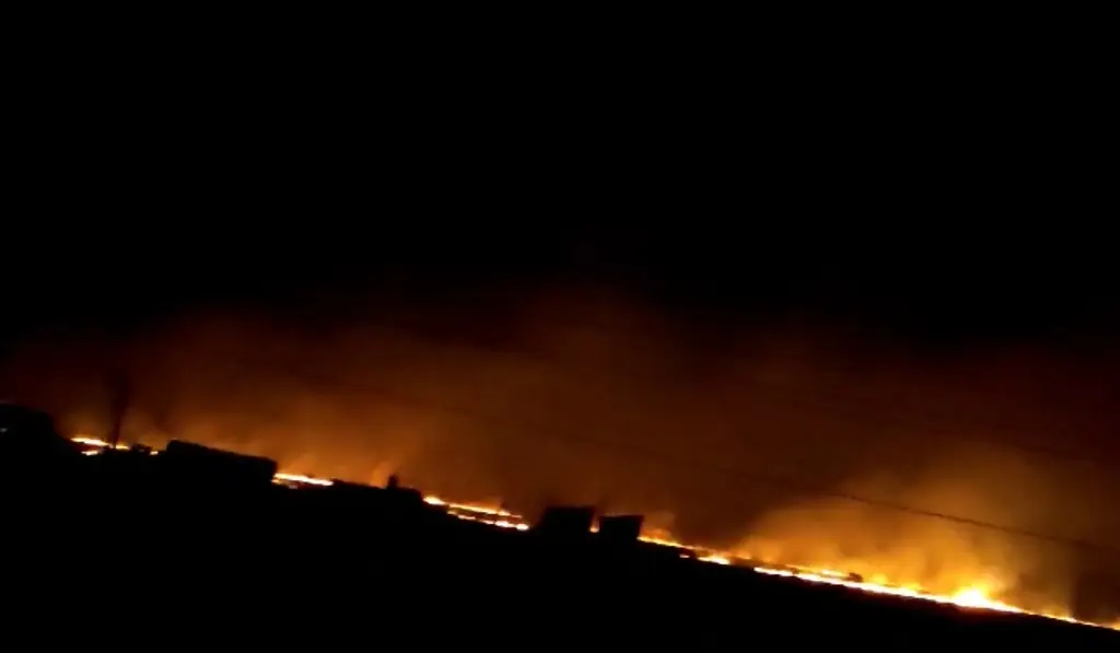 Imagen Incendio de pastizal en carretera Paso del Toro - Alvarado; tome precauciones