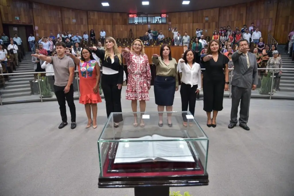 Imagen Toman protesta como propietarios 8 diputados suplentes en Congreso de Veracruz