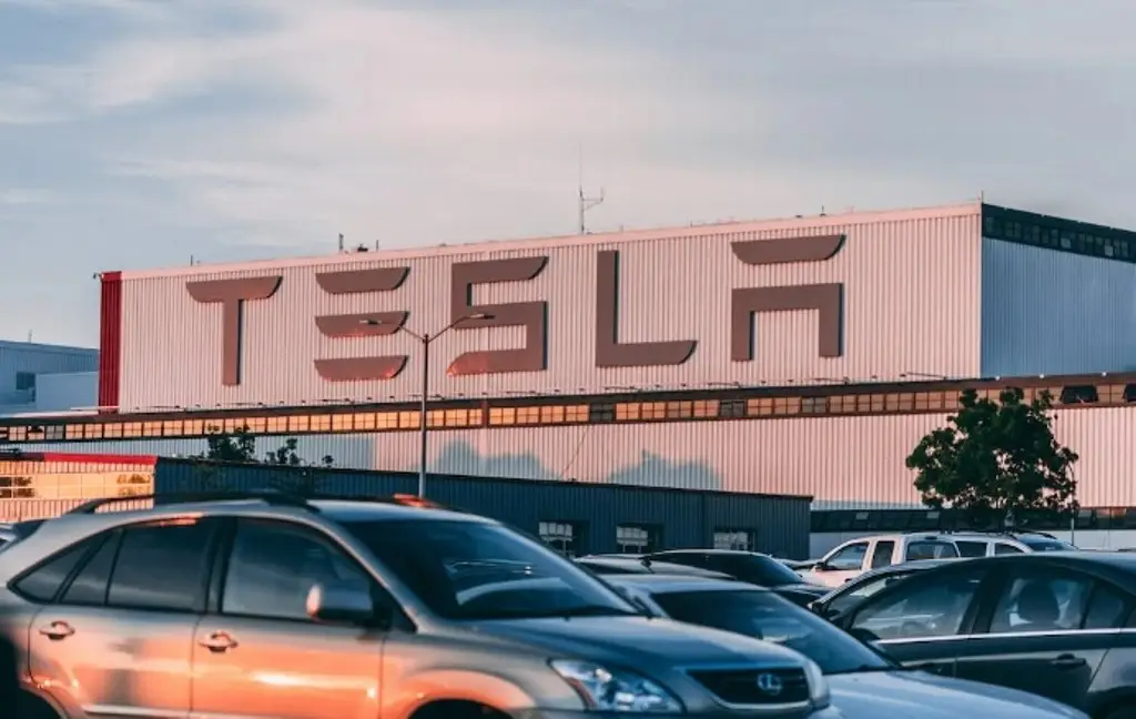 Imagen Tesla elimina sus ofertas de empleo para Nuevo León