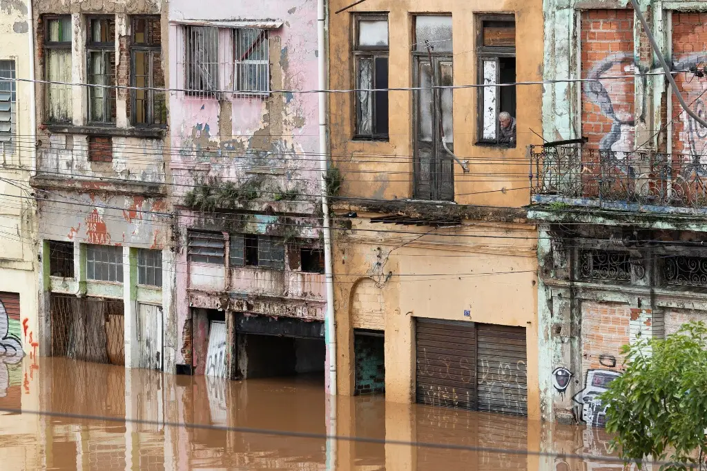 Imagen Suman 79 muertos por inundaciones en el sur de Brasil