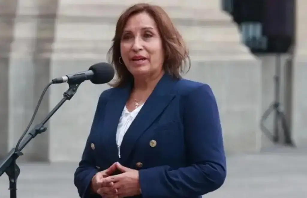 Imagen Presidenta de Perú descarta renunciar tras arresto de su hermano 