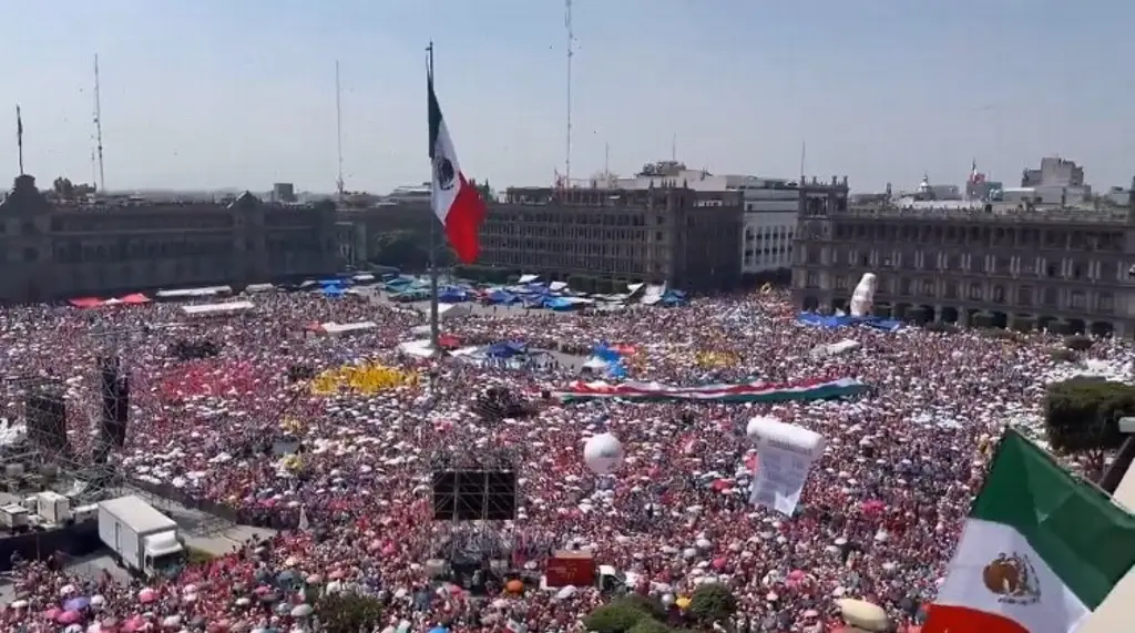 Imagen Presume ‘Marea Rosa’ un millón de asistentes al Zócalo; CDMX calcula 95 mil