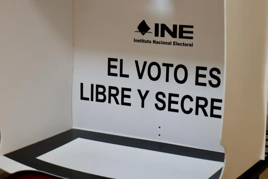 Imagen Faltan 100 boletas para elección de Senaduría en distrito 12 de Veracruz: INE