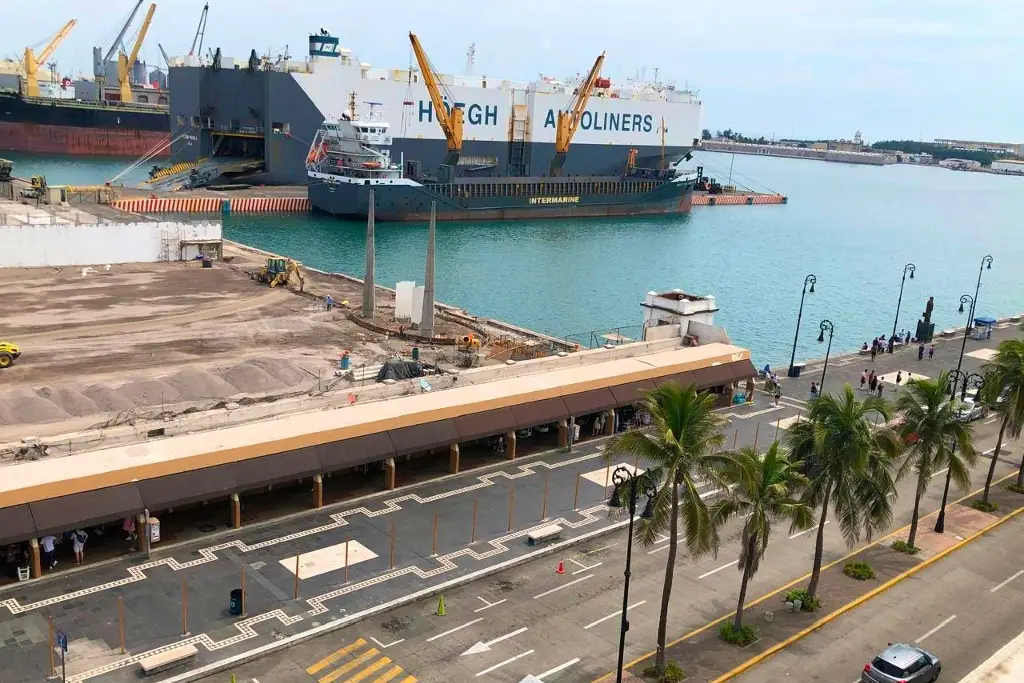 Imagen Frente al mar y con áreas verdes; la nueva plaza que se construye en Veracruz