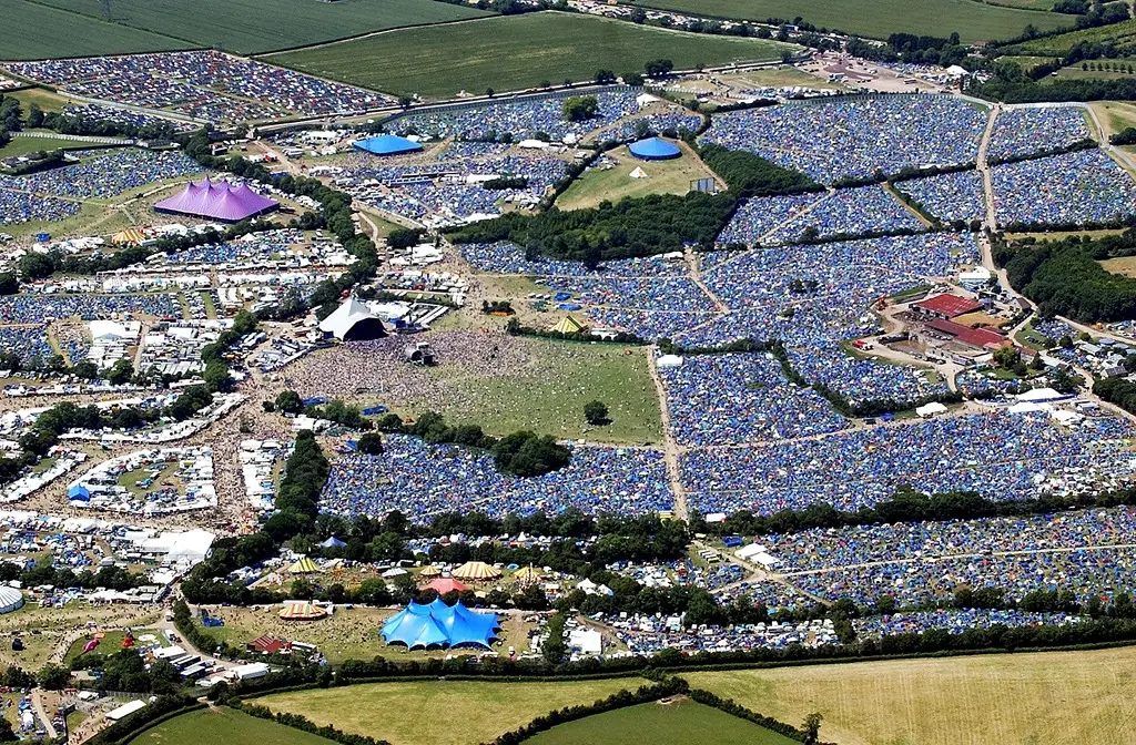 Imagen Hoy arranca el festival de Glastonbury con artistas como Coldplay o Shania Twain