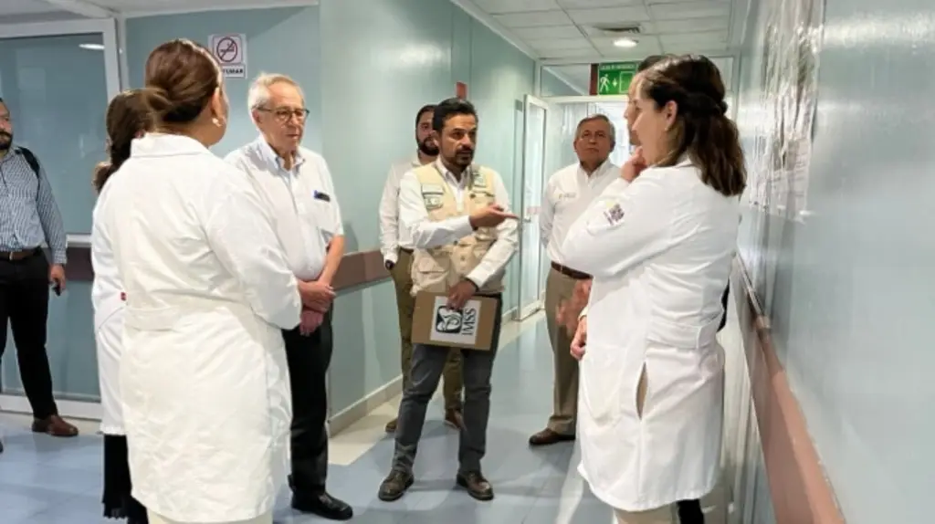 Imagen Zoé Robledo y Cuitláhuac García supervisan hospitales del IMSS-Bienestar en Veracruz