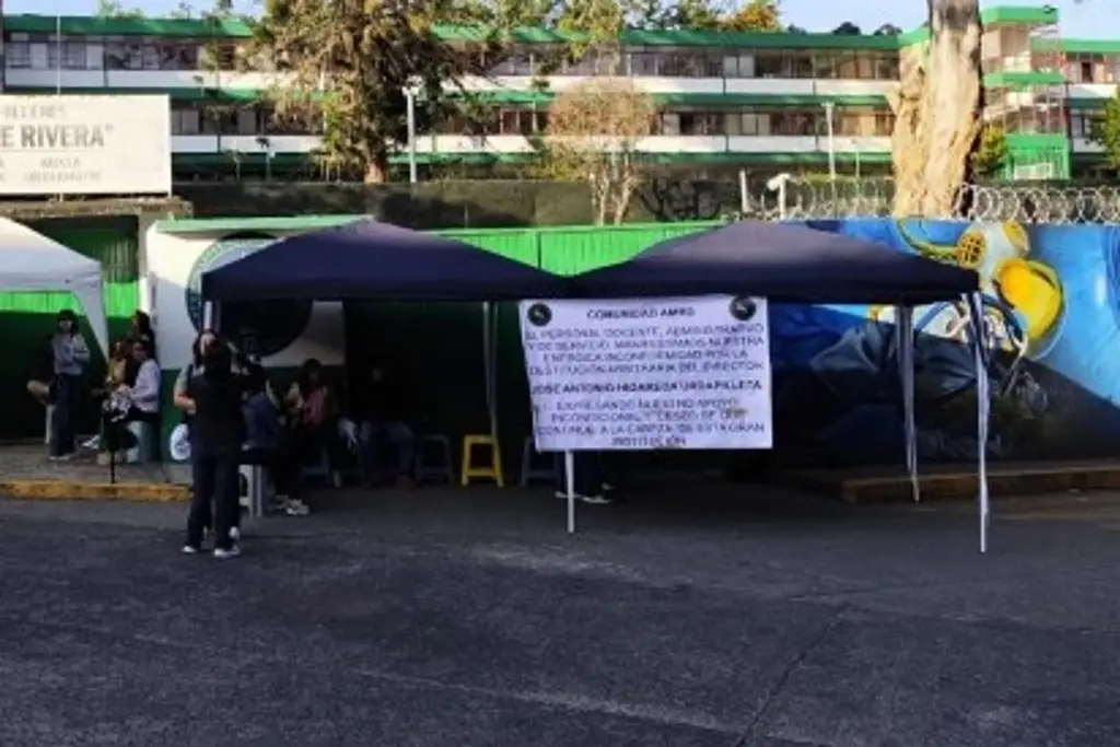 Imagen Trabajadores toman escuela de Xalapa, Veracruz; está es la razón 