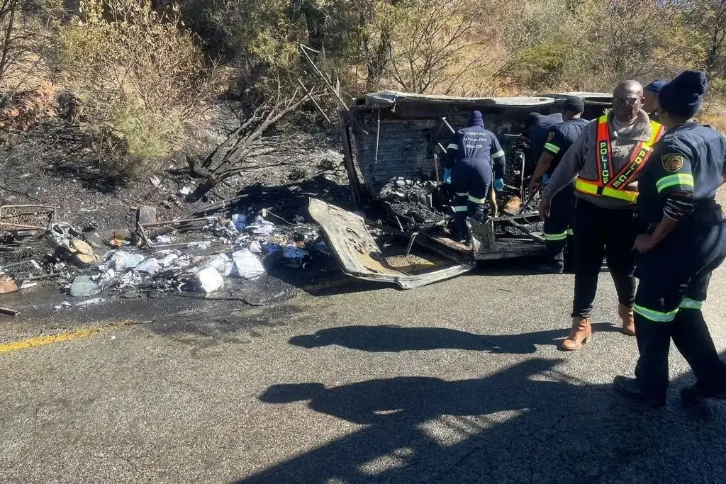 Imagen Accidente de autobús deja 12 niños muertos