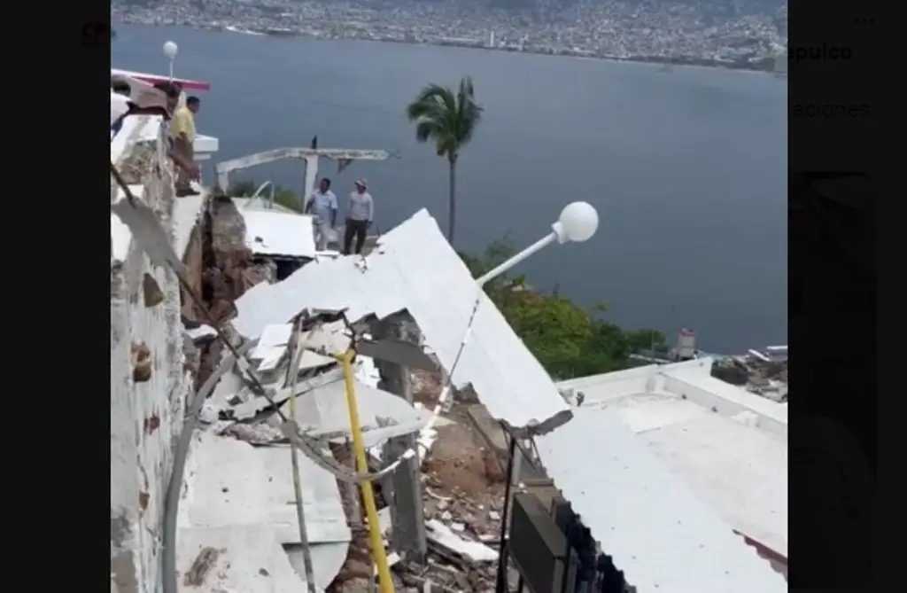 Imagen Fuerte explosión en hotel de zona de Las Brisas en Acapulco
