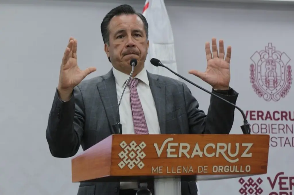 Imagen Se regulará el servicio de grúas y corralones donde está el negociazo: Gobernador Veracruz