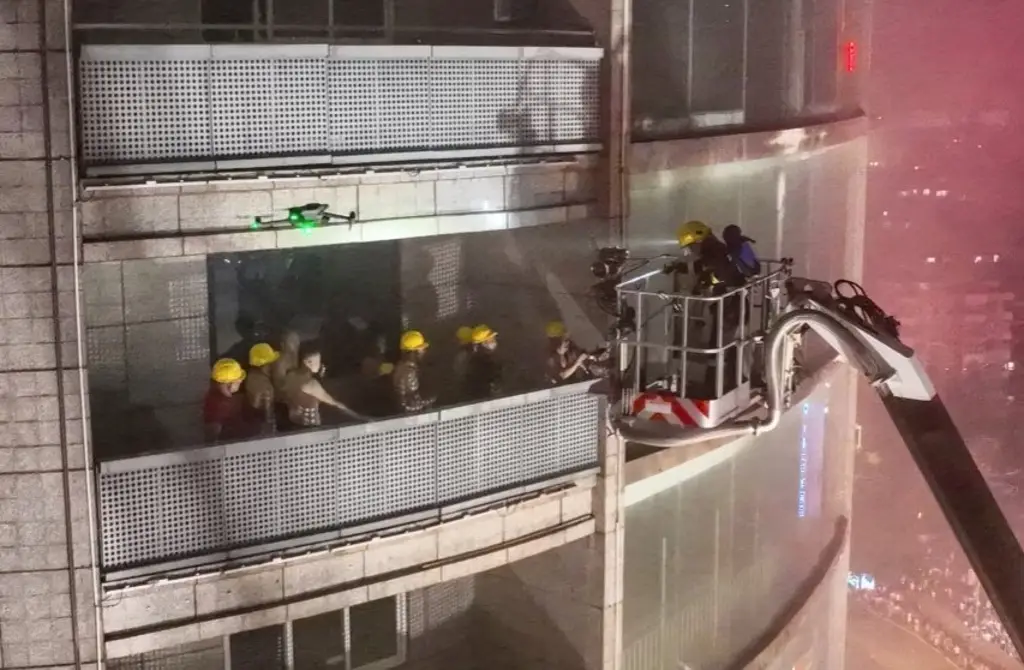 Imagen Incendio en centro comercial de China deja 16 personas muertas