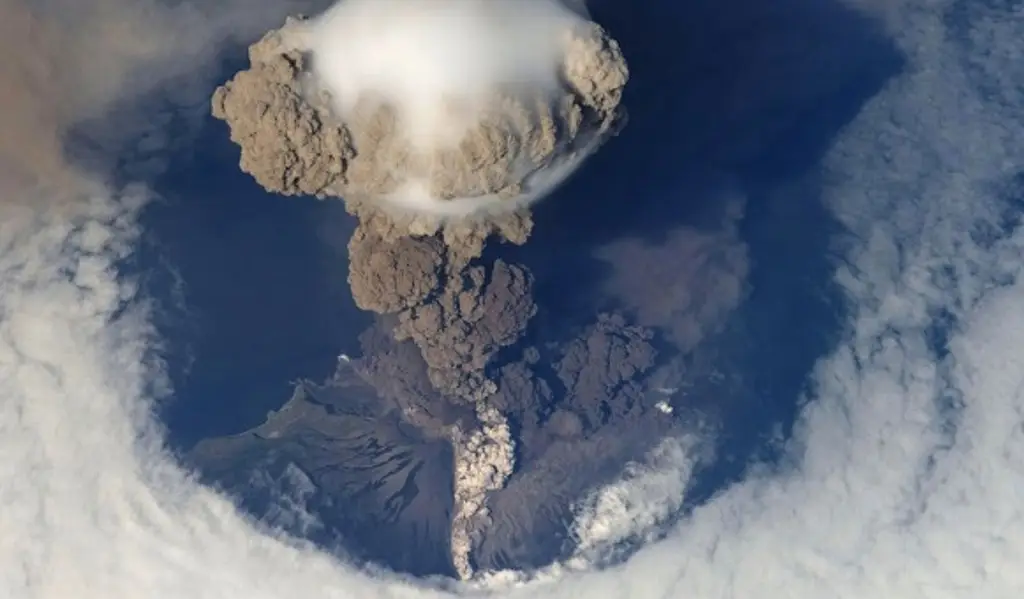 Imagen Usarán Inteligencia Artificial para detectar explosiones en volcán más activo de Perú 