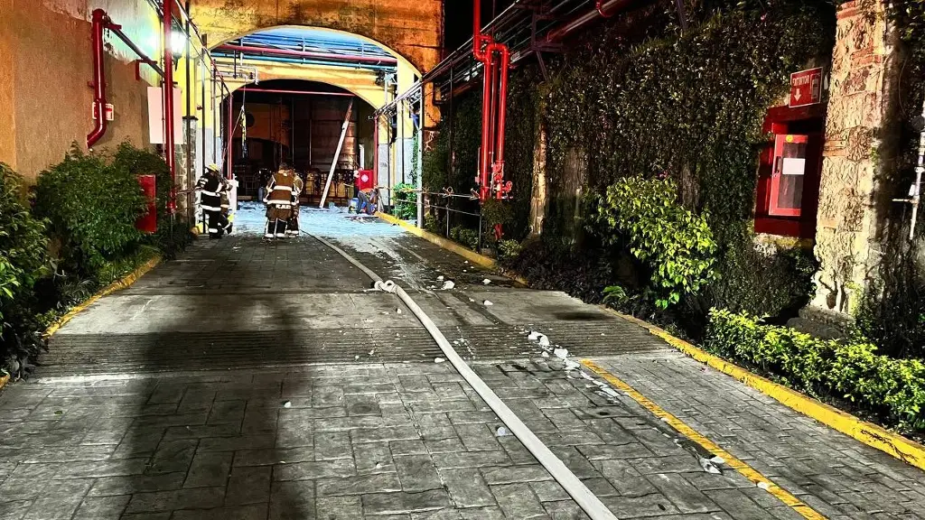 Imagen Suman 5 muertos tras explosión en destilería en Tequila, Jalisco 