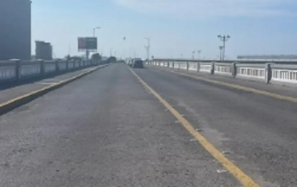 Imagen Hay cierre vial en Puente Morelos de Veracruz; es por esta razón 