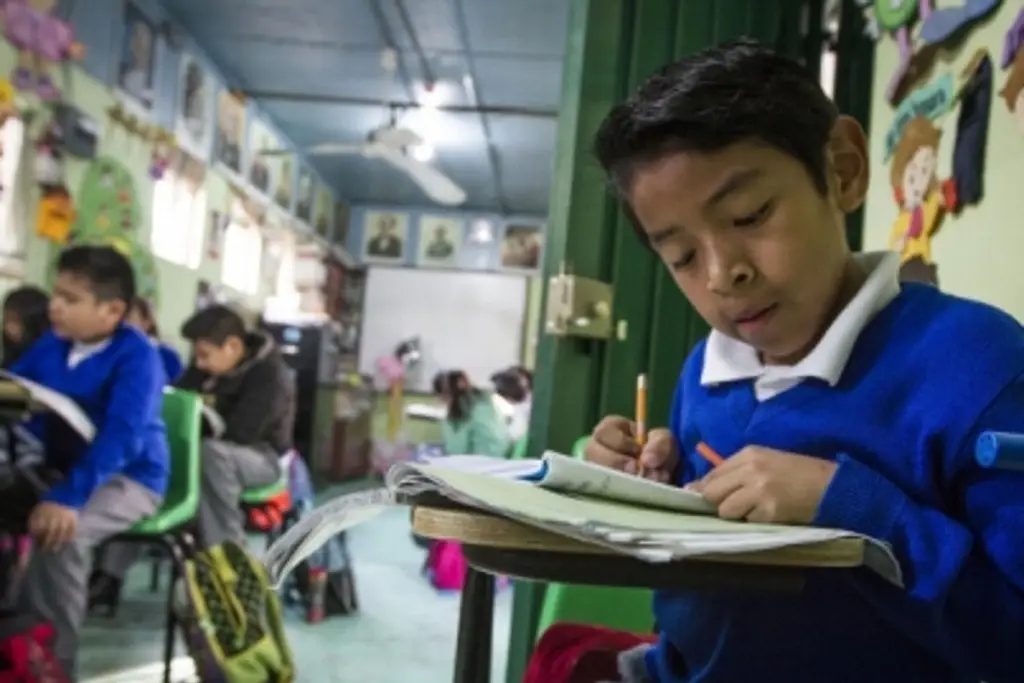 Imagen Esto gastan en útiles escolares padres de familia de Veracruz