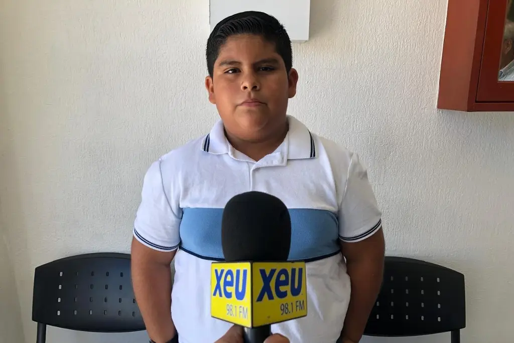 Imagen Niño de 12 años recauda ropa para pequeños con cáncer en Veracruz