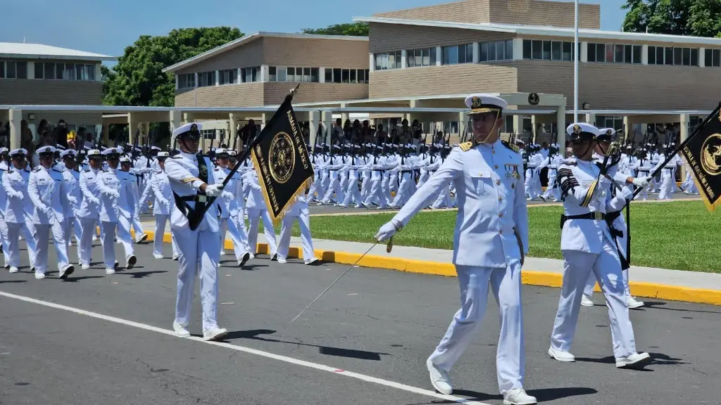 Imagen Realizan Ceremonia de Graduación de la Escuela de Intendencia Naval en Veracruz 