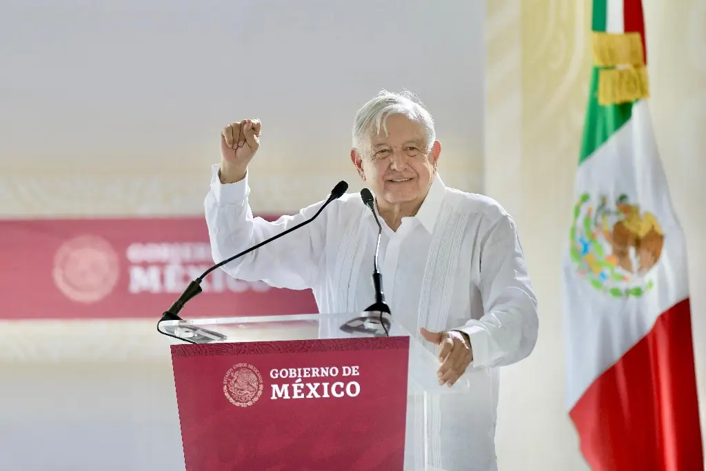 Imagen Yo soy choco-jarocho: AMLO inaugura carretera Acayucan–La Ventosa