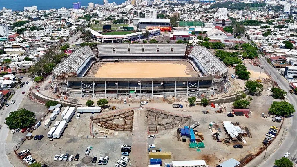 Imagen El futbol de primera división volverá a Veracruz, asegura Rocío Nahle 